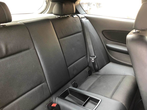Imagem 7 de 10 de Bmw 118ia 2.0 Sport Edition