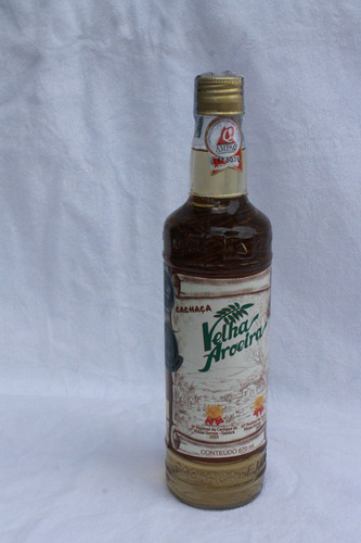 Cachaça Velha Aroeira 670 Ml Carvalho Pinga Menor Preço