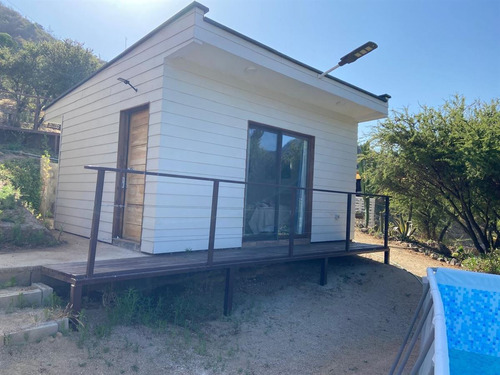 Cómoda Casa En Venta De 3 Dorm. Más Cabaña Olmue