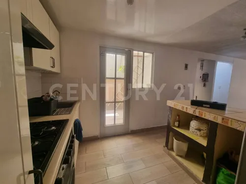 Casa En Venta En Fracc. Los Portales, Tultitlán Edo. México