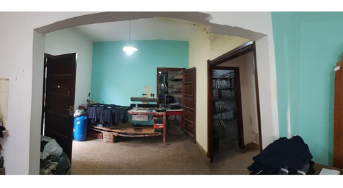 Imagen 6 de 8 de Galpón En Venta En Paso Del Rey, Calle 25 De Mayo