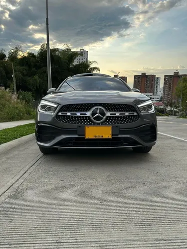 Mercedes-Benz Clase GLA 1.3t Amg Line