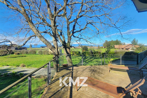 Casa En Venta De 4 Dorm. 4 Baños En Llanquihue