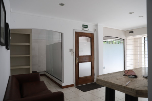 Imagen 15 de 16 de Excelente Chalet En Zona Plaza Mitre - Apto: Desarrollo / Vivienda / Profesional