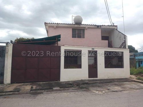 Casa En Venta Económica Ngc Centro Cagua Nela 22-16310