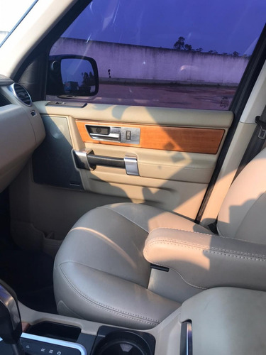 Land Rover Discovery 4