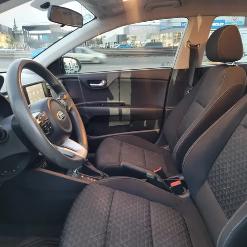 Kia Rio 4p EX L4/1.6 Aut Pack Aut
