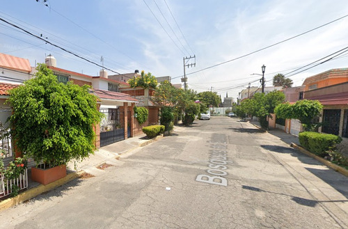 Hermosa Casa En Remate Bancario Ubicada En Bosques De Ecatepec, Ecatepec De Morelos, Méx. Sk04
