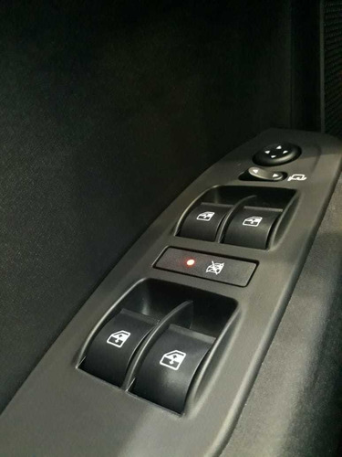 Imagen 3 de 25 de Fiat Cronos 0km Gnc Permuto Por Usado Corsa Oroch Focus L