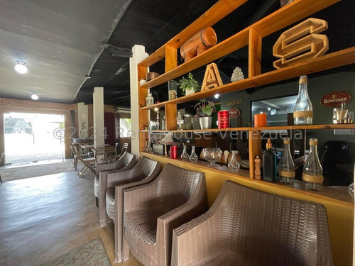En Venta Negocio Restaurante En El Circulo Militar Las Delicias Maracay Todo Operativo Con Vista Al Lago Para Tus Eventos Kg