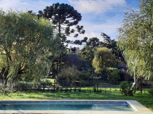 Casa Independiente Con Predio Cercado.