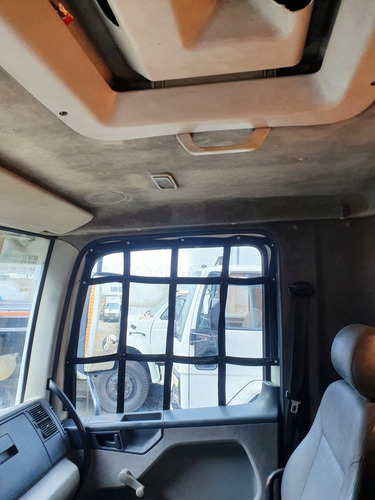 Imagem 8 de 11 de Volkswagen 15180