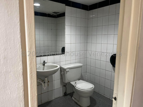 Oficina Venta El Bosque Mls Cod #25-1759