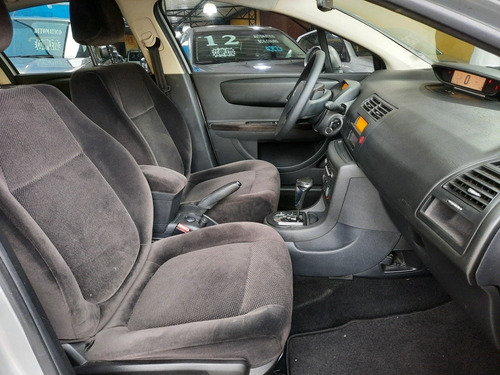 Imagem 10 de 12 de Citroën C4 2010 2.0 Glx Flex Aut. 5p