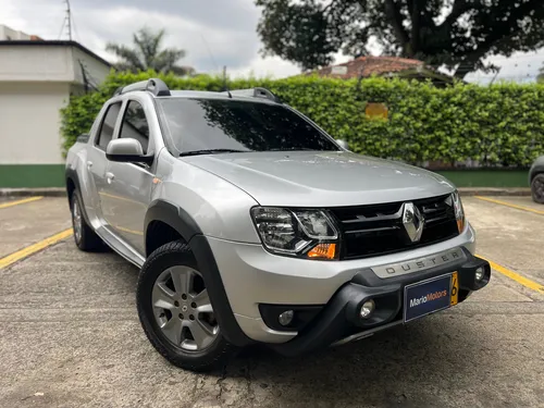 Renault Duster Oroch 2.0 Intens 4X4