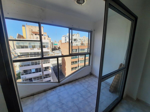 Imagen 10 de 13 de Centro - 1 Dormitorio -ascensor - Escritura - Excelente Ubicación!