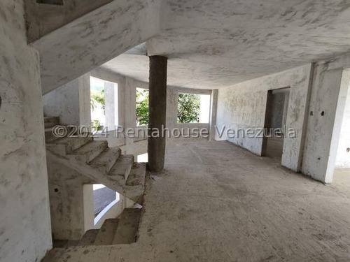 Casa En Venta En Guaracarima La Victoria 25-14133