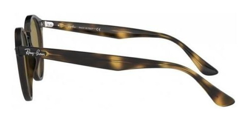 Imagen 4 de 4 de Anteojos de sol Ray-Ban Round RB2180 Standard con marco de propionato color polished tortoise, lente brown de plástico clásica, varilla polished tortoise de propionato