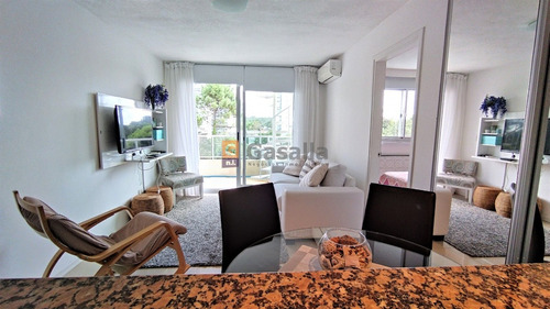 Apartamento En Venta - Zona Mansa Ref. 5805