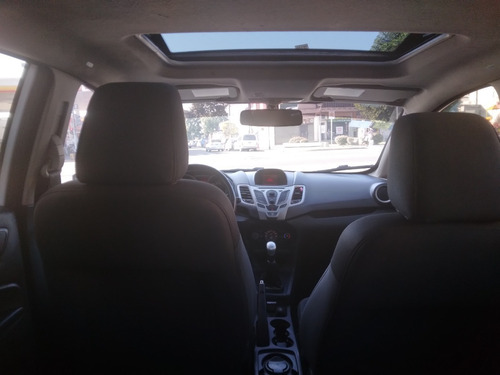 Imagen 15 de 15 de Ford Fiesta Kinetic 2011 Titanium 5 Ptas 79.000km Excelente!