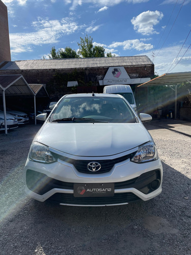 Toyota Etios 1.5 Sedan X l18