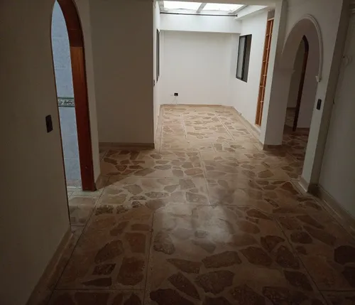 Se Alquila Casa Primer Piso En Simon Bolivar Medellin Ml