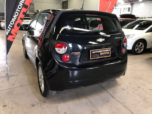 Imagen 3 de 8 de Chevrolet Sonic Lt 1.6 2013