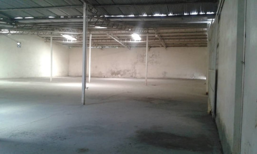 Best House Vende Amplio Galpon En Los Teques