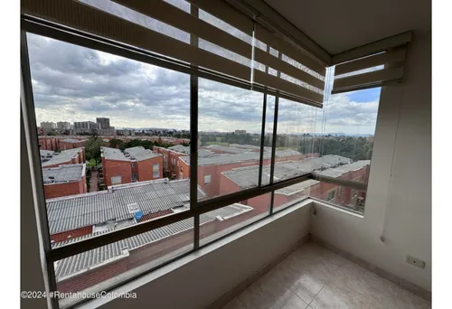 Apartamento En Modelia Occidental Rah Co: 25-142