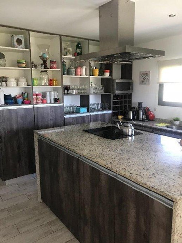 Imagen 3 de 8 de Casa En Venta En San Vicente
