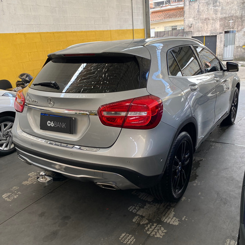 Mercedes-Benz Classe GLA 1.6 Advance Turbo Flex 5p