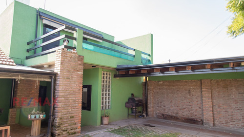 Imagen 4 de 30 de Casa En Venta La Plata, Villa Elvira