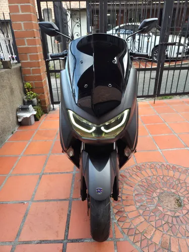Vendo N-max Connected Modelo 2022 En Excelente Estado