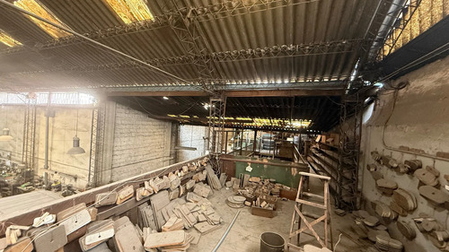 Galpón Taller Mecánico  (172776)