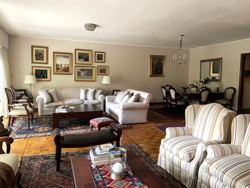 Imagen 4 de 25 de Venta Apartamento Pocitos Cuatro Dormitorios Dos Garages Dos Patios Servicio
