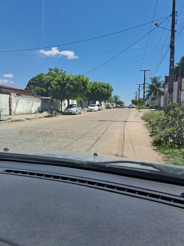 Um Terreno