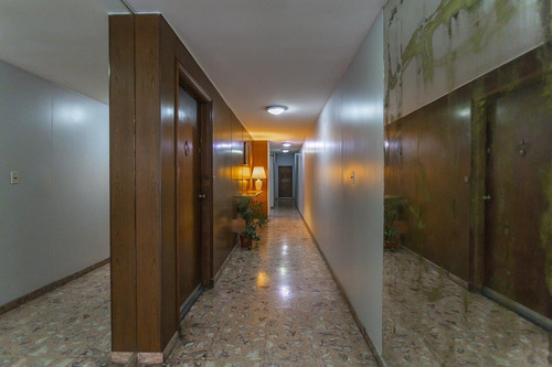 Hermoso Departamento De 4 Ambientes. Excelente Ubicacion. A Metros Del Subte B.