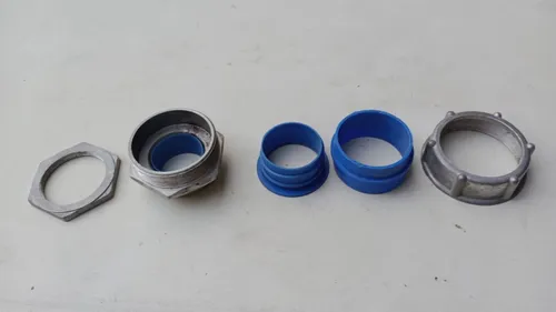 Conector Zm Prensa Caño Metalico Rosca 2 Pulgadas Conextube