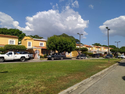 Imagen 2 de 14 de Quinta En Araguama Country En Venta 04146878567