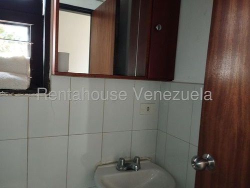 Jean Pavon Tiene Espectacular Casa En Alquiler En La Avenida Los Rastrojos Cabudare Lara 1 6 8 1 4