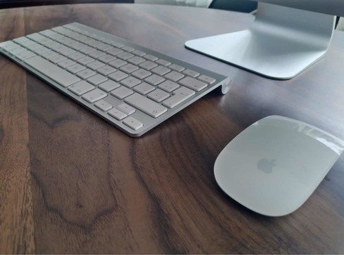 iMac 21.5 Modelo 2014 (Usado)