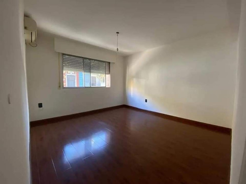 Casa Con Gran Iluminación