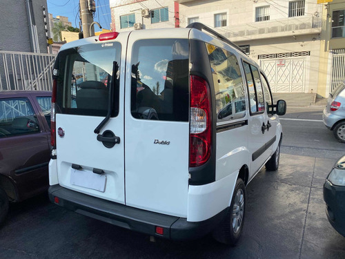 Imagem 2 de 15 de Fiat/ Doblo Essence 1.8 7l