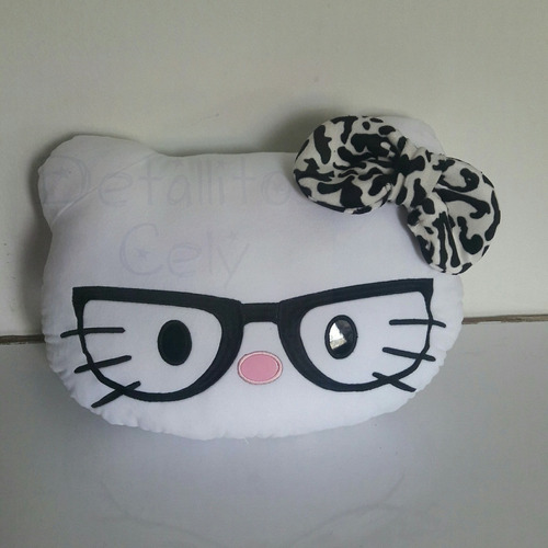 Almohada Cojín Hello Kitty!! Varios Modelos