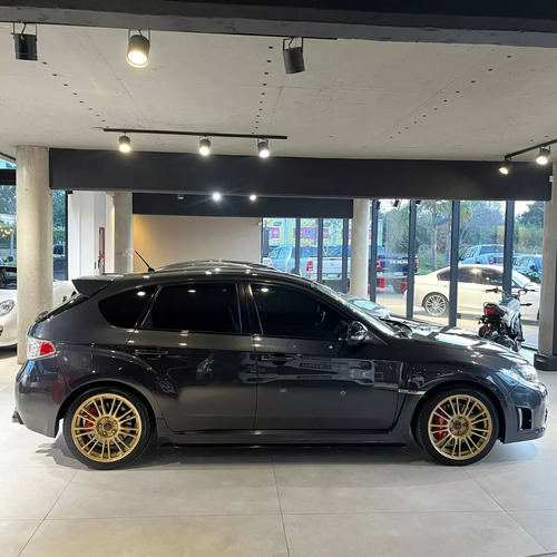 Subaru Impreza 2.5 Sedan Sti-300 Mt