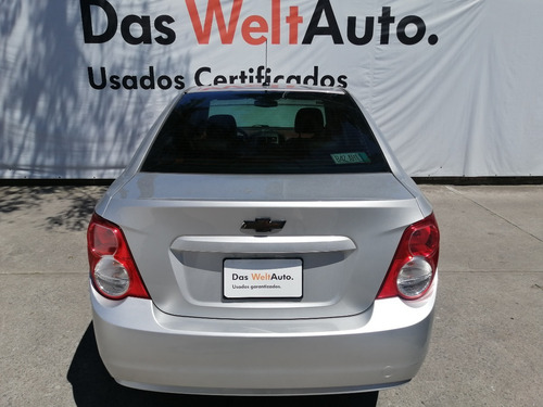 Imagen 6 de 11 de Chevrolet Sonic 2016 Lt 1.6 At 4 P
