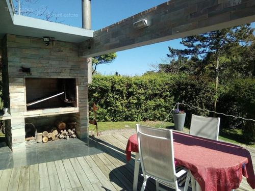 Imagen 8 de 30 de Casa En Venta En Rincón Del Indio -playa Brava -punta Del Este