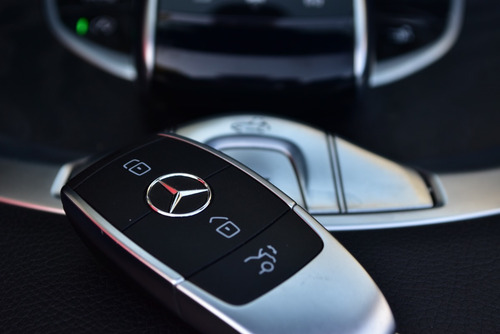 Imagen 16 de 22 de Mercedes-benz Clase C 2.0 C300 Coupe 258cv Cabrio