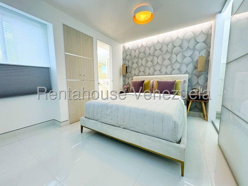 Bello, Moderno, Amoblado, En Exclusiva Residencia Con Pozo. 25-13224