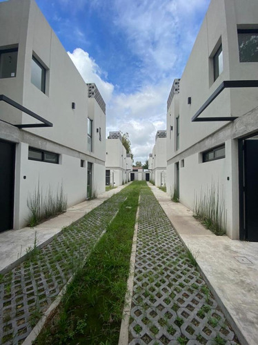 Imagen 3 de 21 de Departamento En Venta En Manuel B Gonnet Calle 27 E/ 491 Y 193 - Dacal Bienes Raices